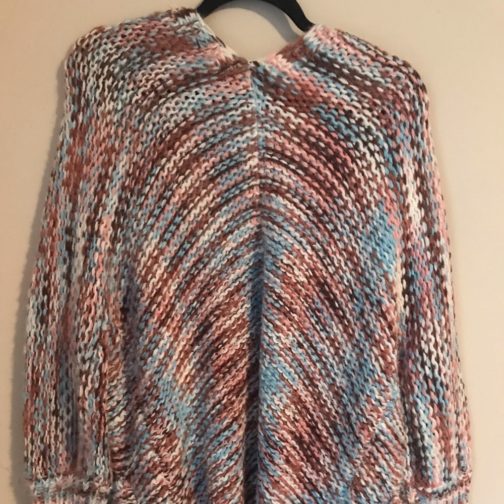 Oversized Sweater - Picture 3 of 3